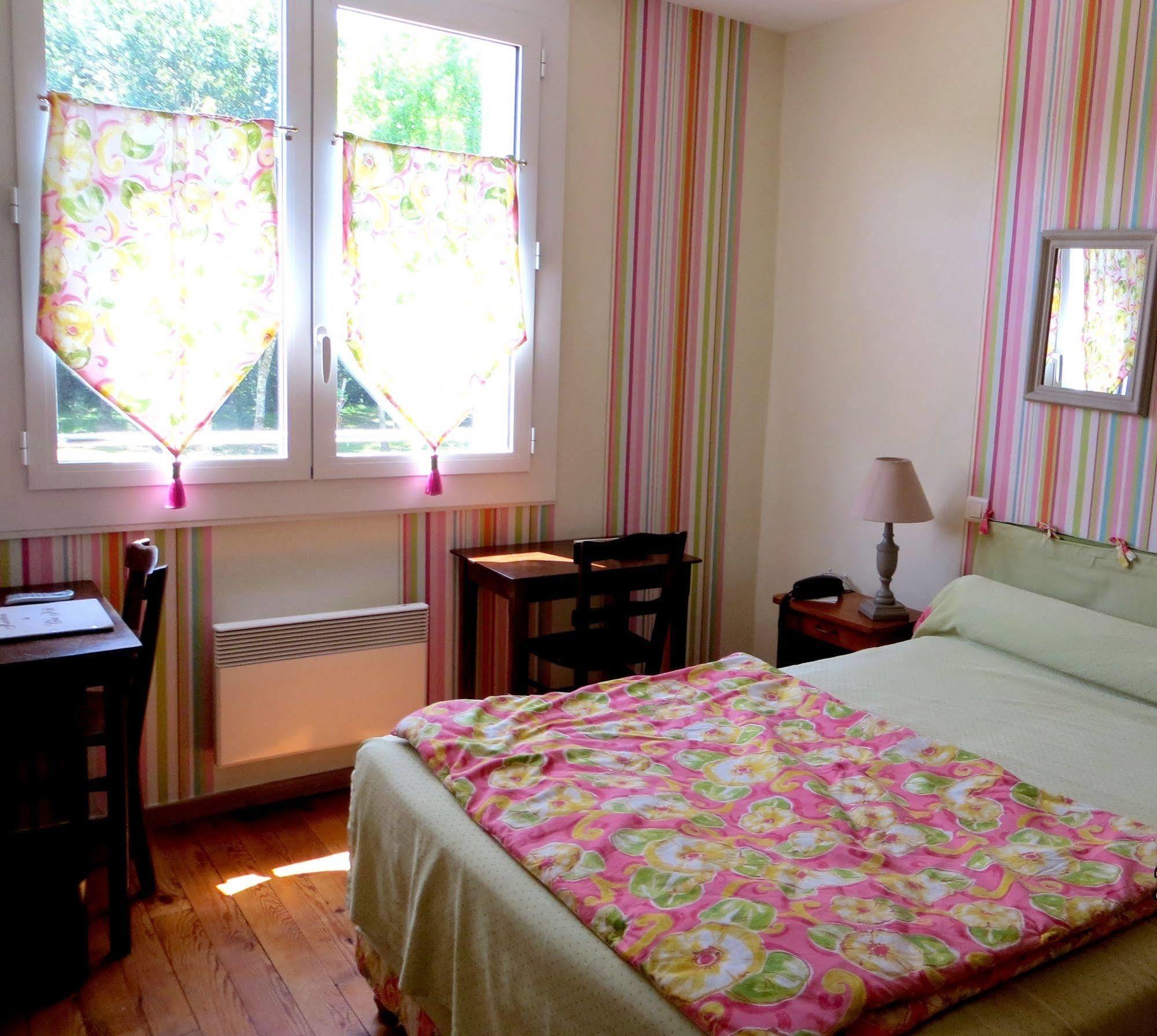 Logis Hotel Le Clos Pite Prechacq-les-Bains Luaran gambar